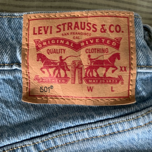 Mid rise straight Levi’s 501 - Picture 2 of 3